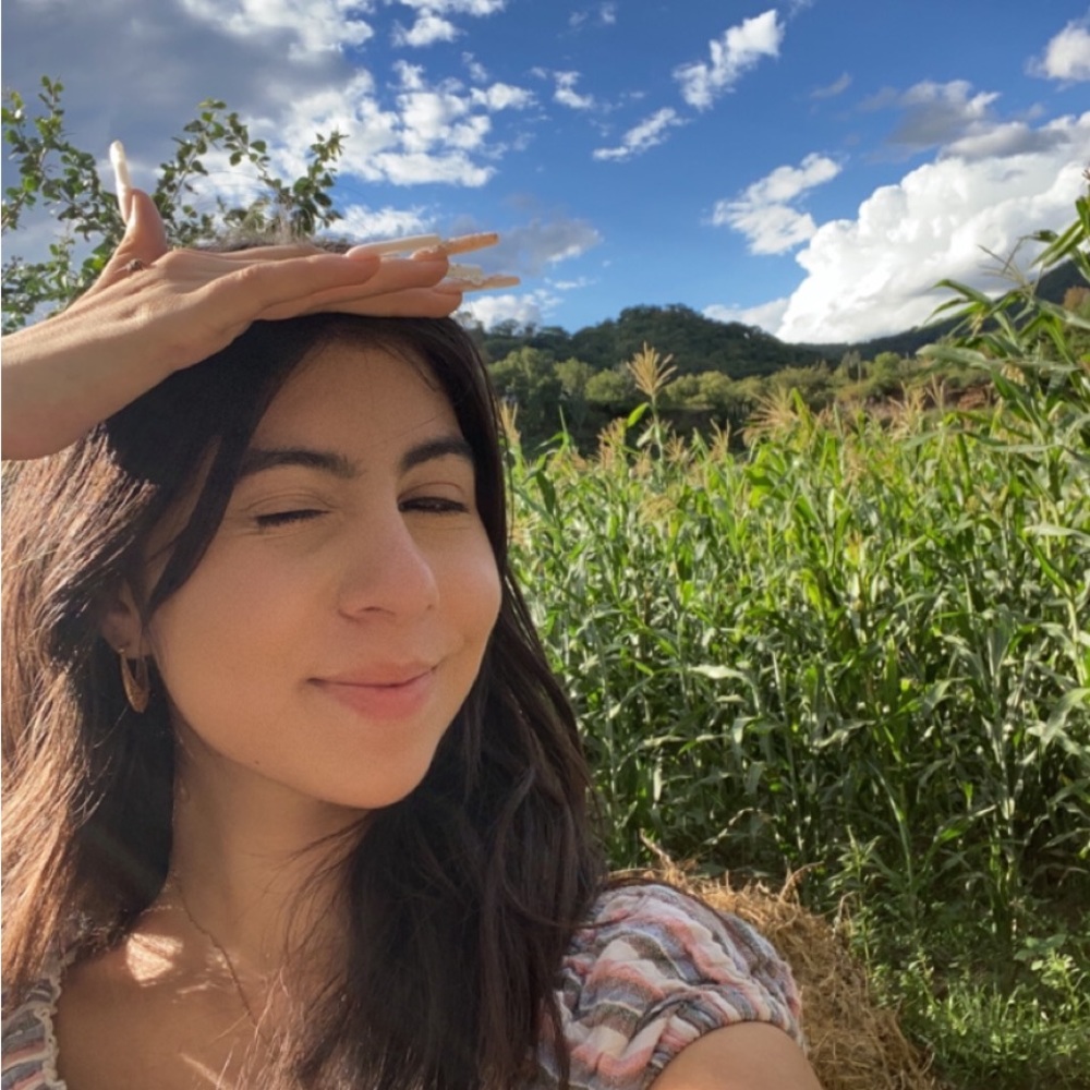 Meet your Posher, Sophia